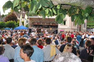 2002